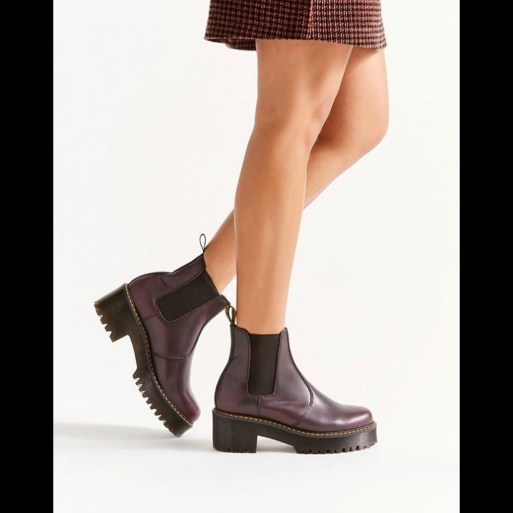 Dr Martens Rometty platform chelsea boots. Burgundy. Gently used.